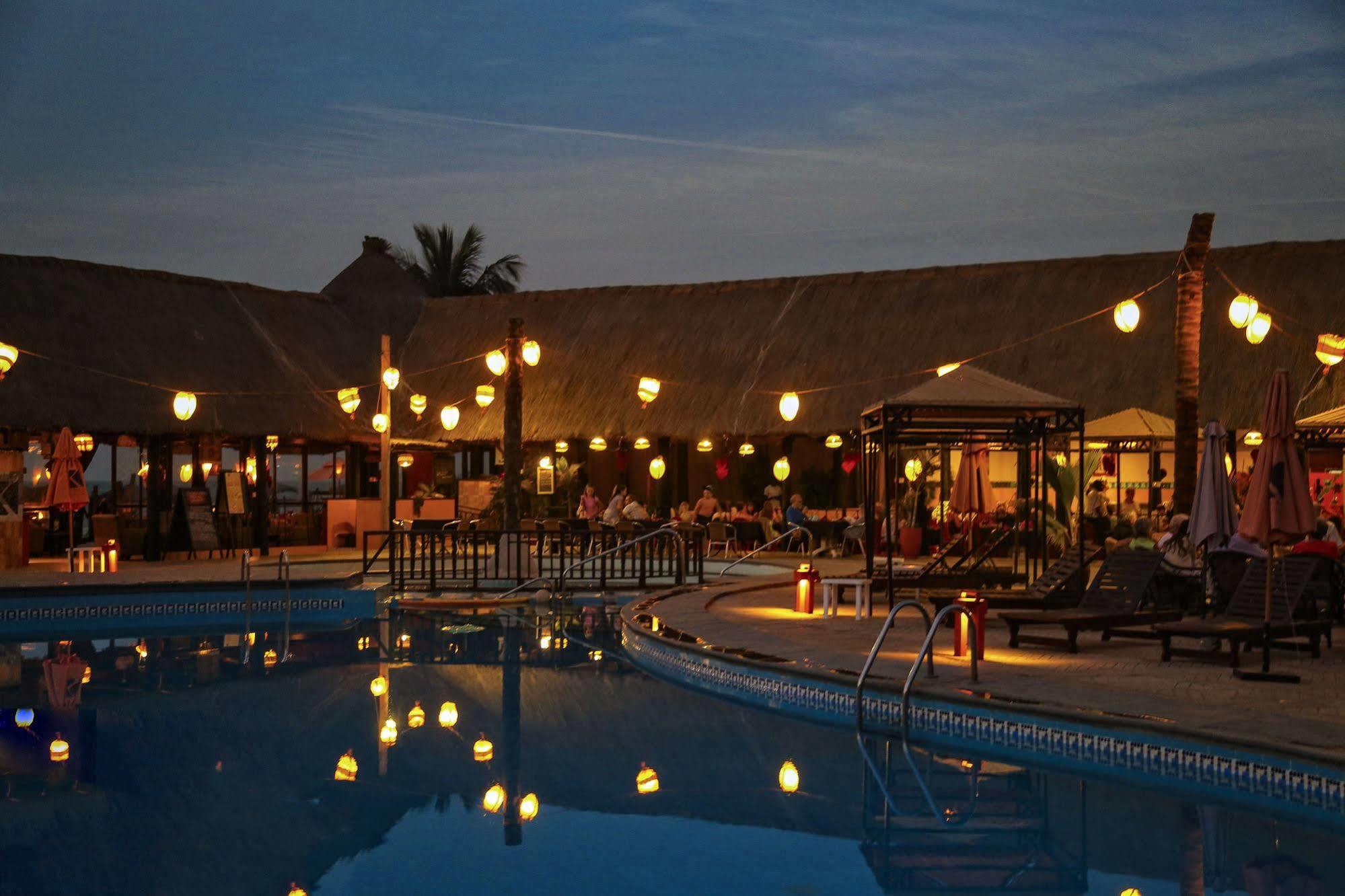 Kombo Beach Serrekunda Exterior foto